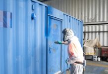 Chọn Sơn Phù Hợp Cho Nhà Container: Bảo Vệ Và Thẩm Mỹ