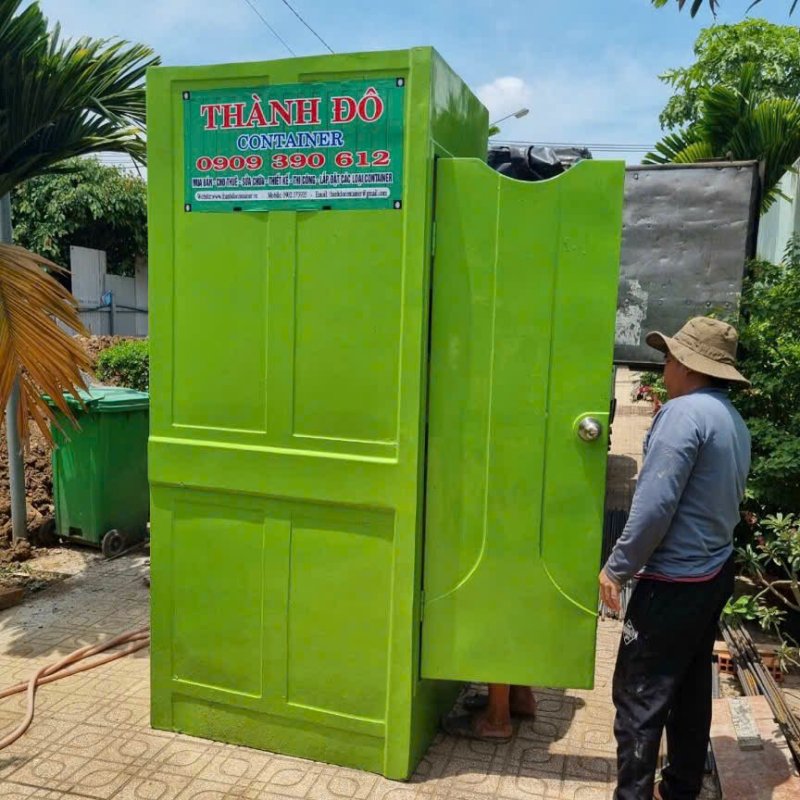 giao nhà vệ sinh di động cho chủ đầu tư